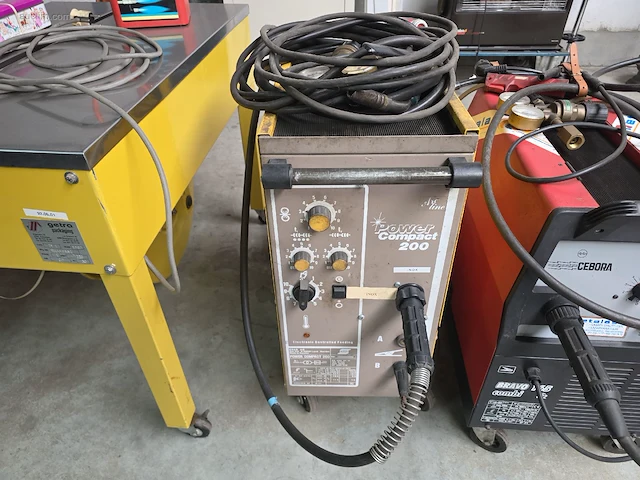 Verrijdbare compacte mig/mag toestel esab power... - afbeelding 1 van  5