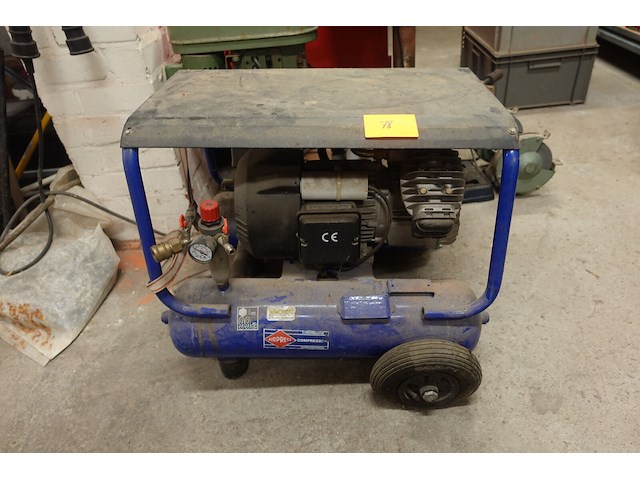 Verrijdbare compressor airpress - afbeelding 1 van  7