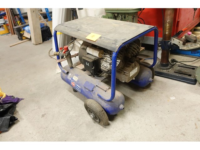 Verrijdbare compressor airpress - afbeelding 5 van  7