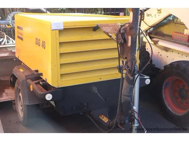 Verrijdbare compressor atlas copco xas 46, bj 1999, cap 20,4kw, compleet met toebehoren - afbeelding 2 van  8