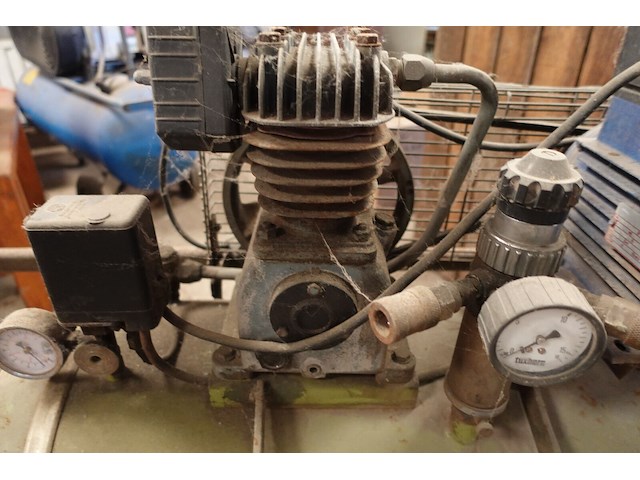 Verrijdbare compressor atro - afbeelding 9 van  10