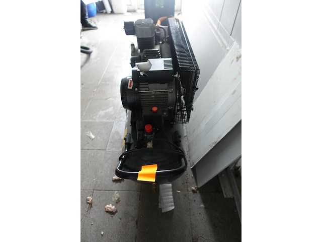 Verrijdbare compressor contimac - afbeelding 2 van  7