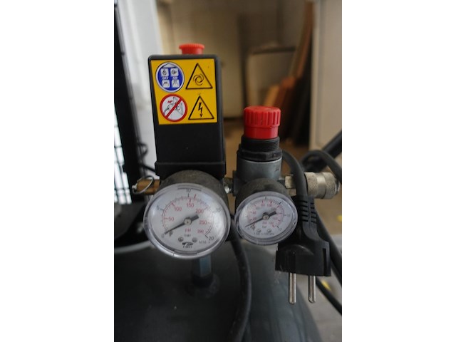 Verrijdbare compressor contimac - afbeelding 5 van  7