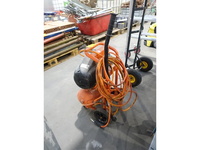 Verrijdbare compressor nuair - afbeelding 5 van  6