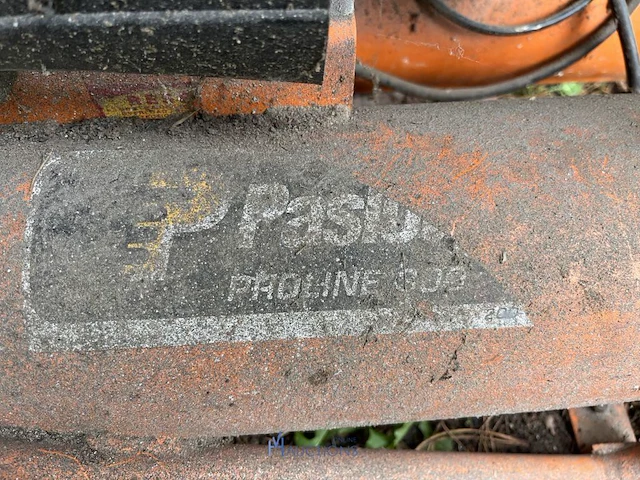 Verrijdbare compressor paslode - afbeelding 4 van  4