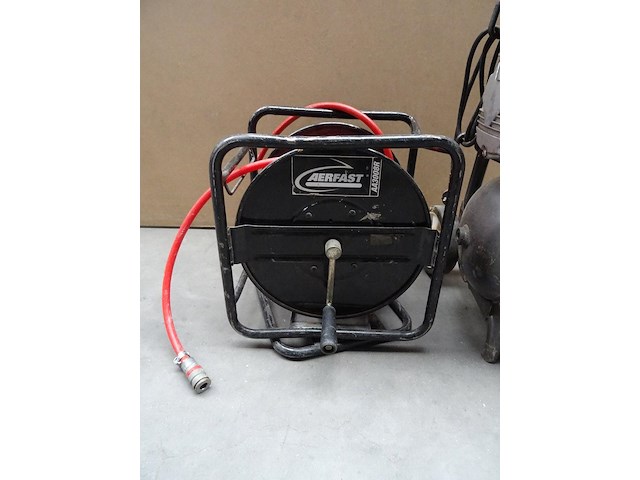 Verrijdbare compressor senco - afbeelding 3 van  7