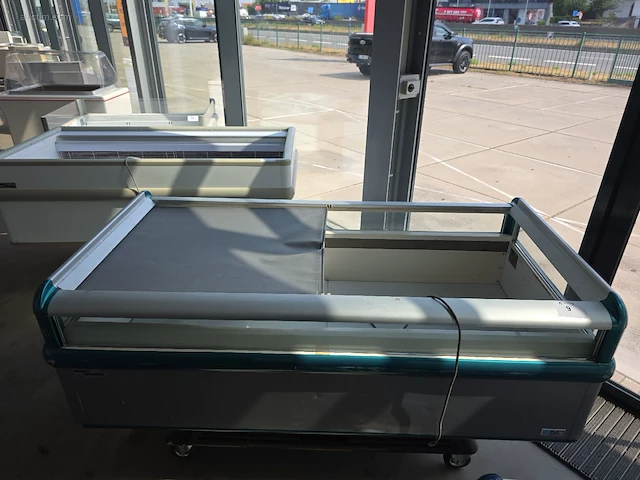 Verrijdbare diepvries eiland isa nesos 200 tb... - afbeelding 1 van  5