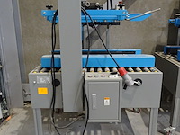 Verrijdbare dozensluitmachine