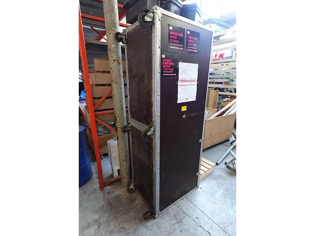 Verrijdbare flightcase - afbeelding 2 van  3