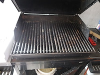 Verrijdbare gasbarbecue weber - afbeelding 2 van  6