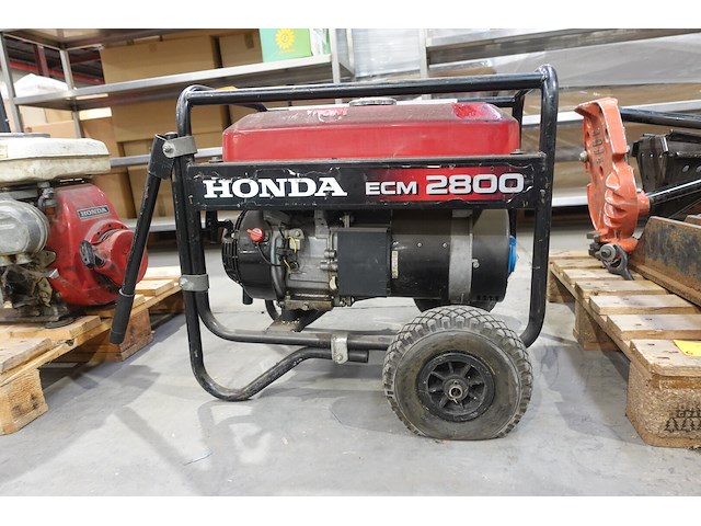 Verrijdbare generator honda - afbeelding 1 van  7
