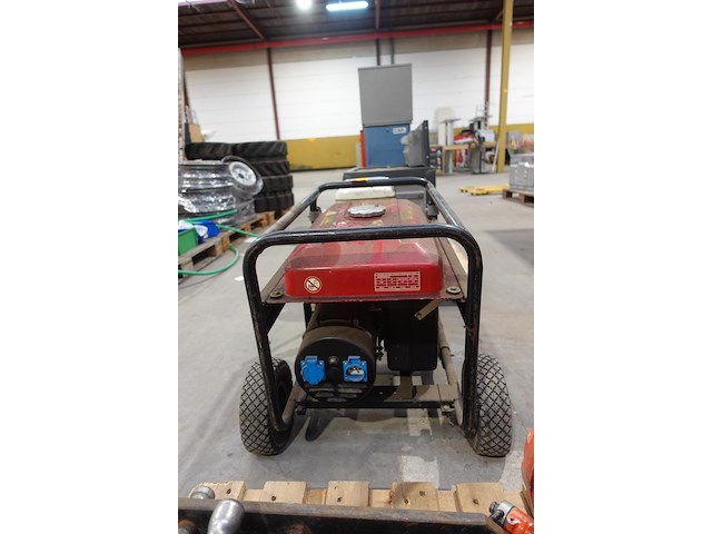 Verrijdbare generator honda - afbeelding 6 van  7