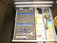 Verrijdbare gereedschapswagen met inhoud en gereedschappen - afbeelding 6 van  6