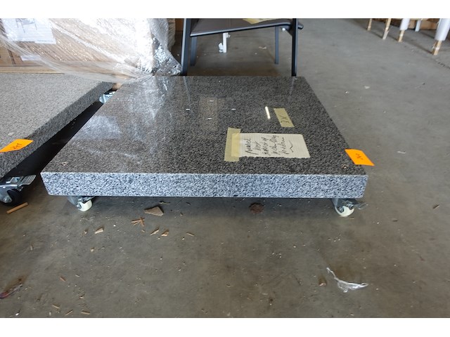 Verrijdbare graniet parasolvoet - afbeelding 3 van  3