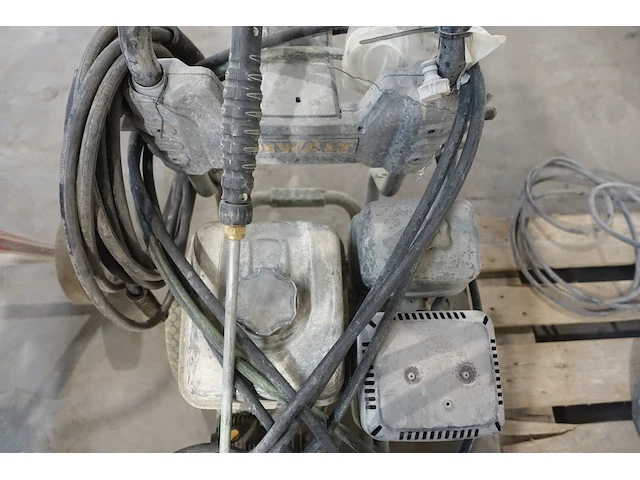 Verrijdbare hogedrukreiniger dewalt - afbeelding 6 van  6
