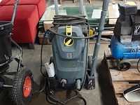 Verrijdbare hogedrukreiniger karcher