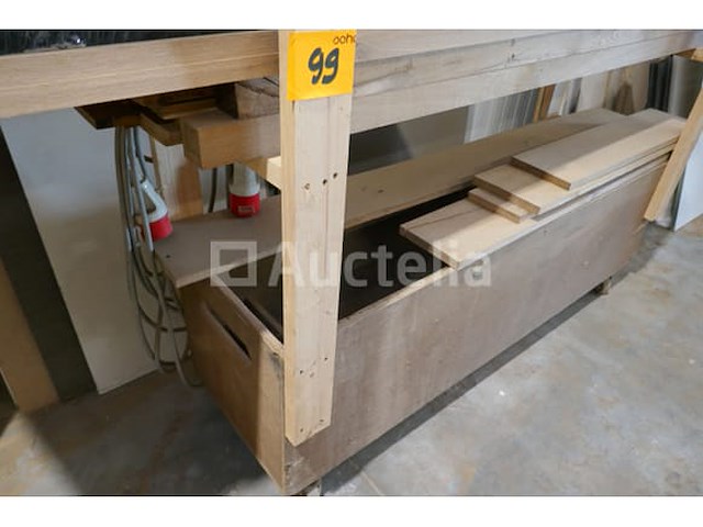 Verrijdbare houten bak + verlengkabels cee stekker - afbeelding 4 van  4