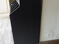 Verrijdbare houten buffetkast + inhoud - afbeelding 3 van  4