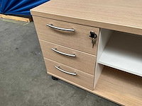 Verrijdbare houten opbergkast (2x) - afbeelding 3 van  5