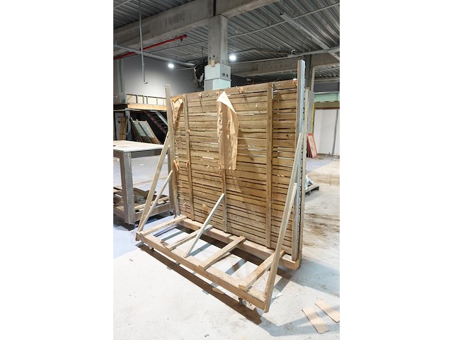 Verrijdbare houten schutting + paneel - afbeelding 2 van  4