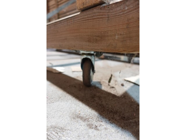 Verrijdbare houten schutting + paneel - afbeelding 3 van  4