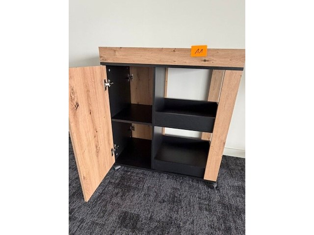Verrijdbare houten serveerwagen - afbeelding 5 van  5