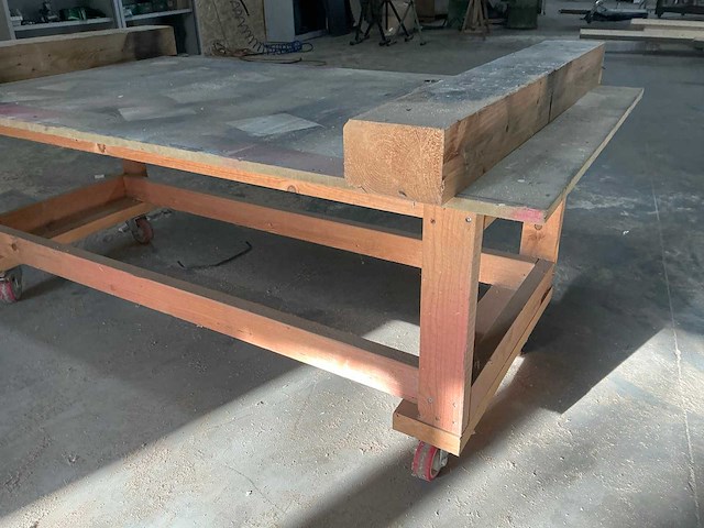 Verrijdbare houten werktafel (2x) - afbeelding 3 van  3