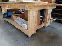Verrijdbare houten werktafel - afbeelding 2 van  2