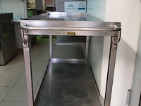 Verrijdbare inox afruimkar - afbeelding 2 van  3