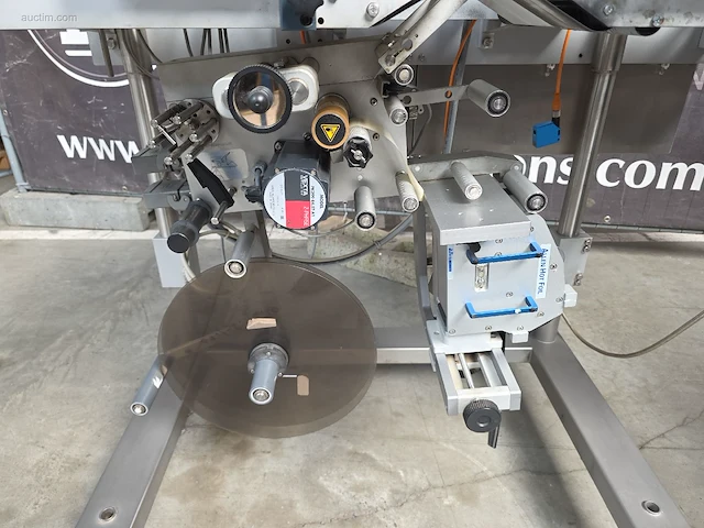 Verrijdbare inox etiketteermachine vexta... - afbeelding 12 van  19