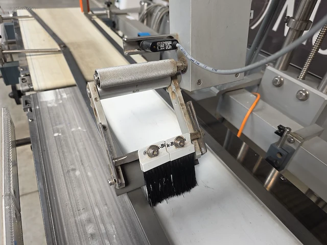 Verrijdbare inox etiketteermachine vexta... - afbeelding 19 van  19