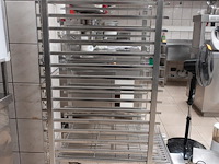 Verrijdbare inox regaalwagen - afbeelding 2 van  3