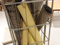 Verrijdbare kar + inhoud - afbeelding 2 van  10