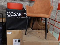 Verrijdbare kar met inhoud - afbeelding 4 van  4