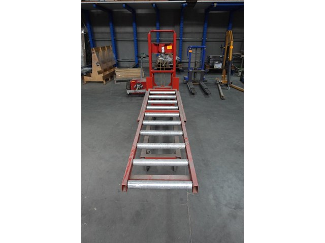 Verrijdbare liftwagen met rollenbaan - afbeelding 2 van  9