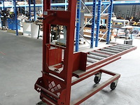 Verrijdbare liftwagen met rollenbaan - afbeelding 4 van  9