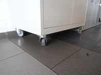 Verrijdbare metalen dossierkast - afbeelding 3 van  3