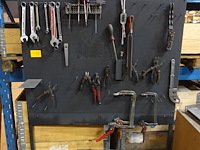 Verrijdbare metalen gereedschapswand - afbeelding 1 van  7
