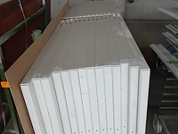 Verrijdbare metalen kar + inhoud - afbeelding 3 van  4
