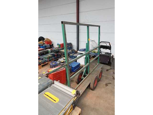 Verrijdbare metalen kar - afbeelding 2 van  4