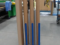 Verrijdbare metalen rollenkar - afbeelding 2 van  2