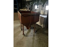 Verrijdbare metalen trechterbak - afbeelding 4 van  9