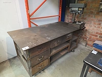 Verrijdbare metalen werkbank nn