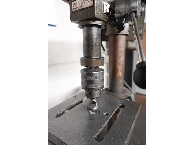 Verrijdbare metalen werktafel - afbeelding 5 van  8