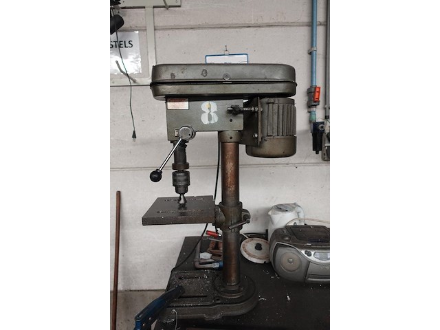 Verrijdbare metalen werktafel - afbeelding 6 van  8