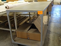 Verrijdbare metalen werktafel - afbeelding 1 van  4