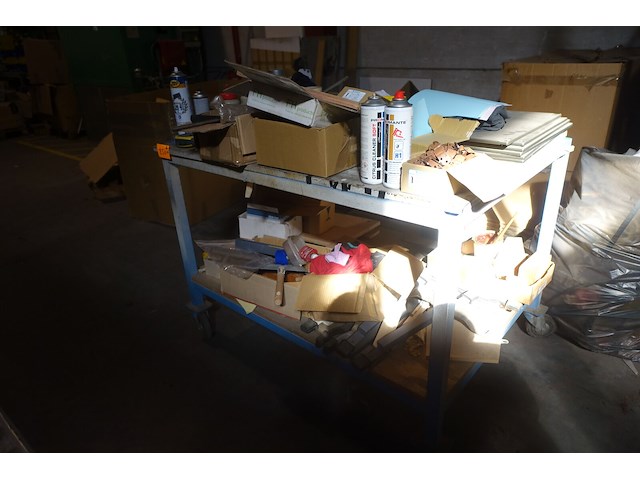 Verrijdbare metalen werktafel - afbeelding 1 van  11