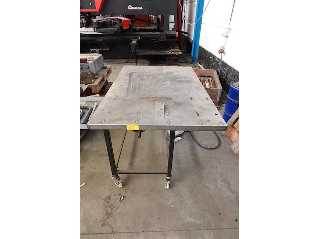 Verrijdbare metalen werktafel - afbeelding 2 van  8