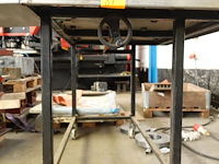 Verrijdbare metalen werktafel - afbeelding 3 van  8