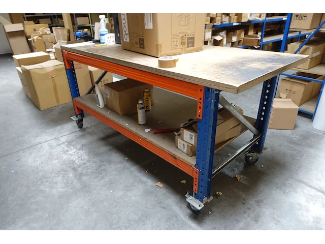 Verrijdbare metalen werktafel - afbeelding 3 van  4